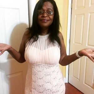 Meet your Posher, Lena